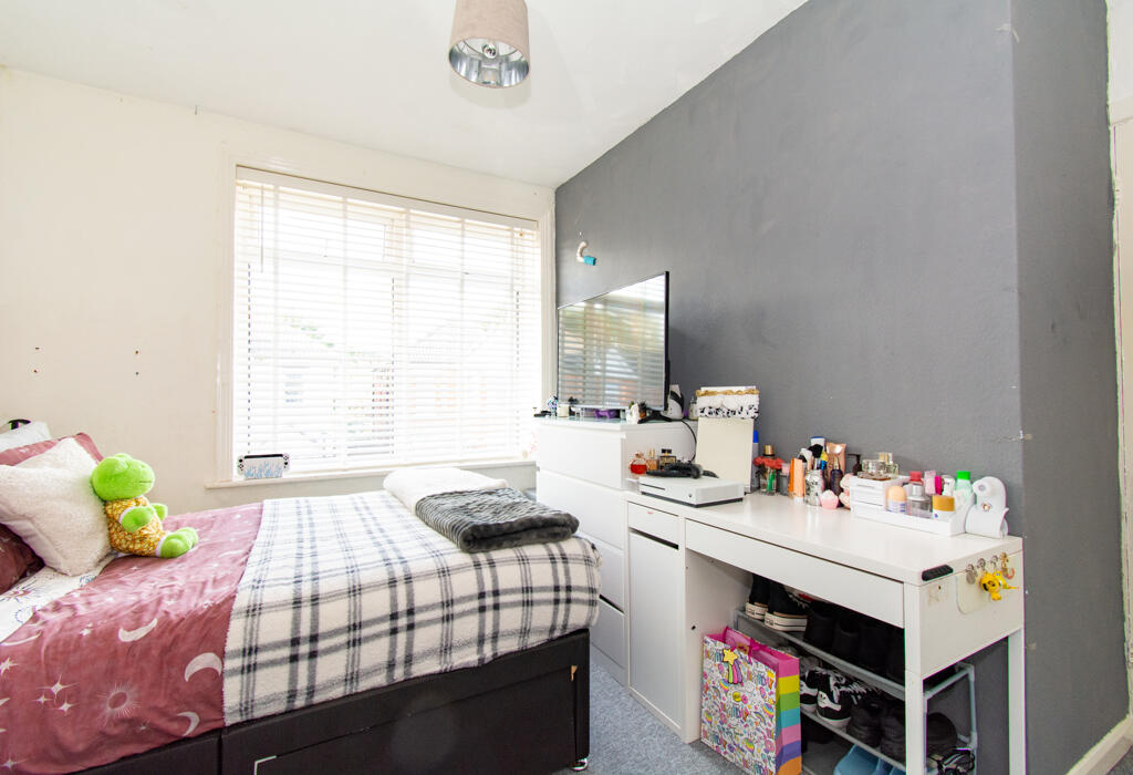 Additional image 14 of Evelyn Road, Bournemouth, Dorset