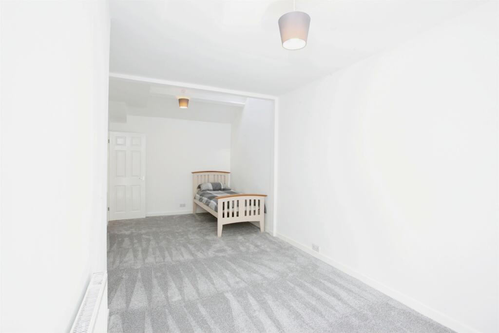 Additional image 12 of Gwendoline Street, Treherbert, Treorchy