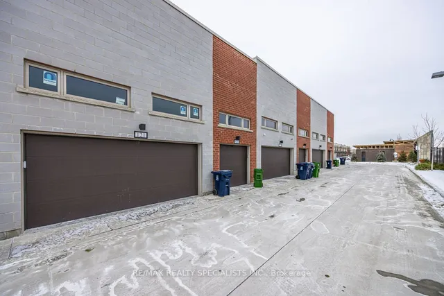 Additional image 33 of 121 William Duncan Rd