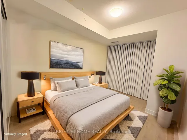 Additional image 3 of 50 Wellesley St Unit 2707