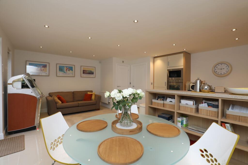 Additional image 30 of Llanharan, Pontyclun, CF72