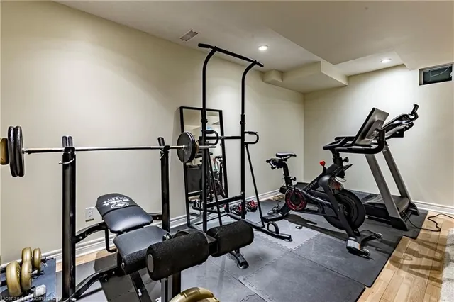 Additional image 33 of 32 Forest Valley Cres