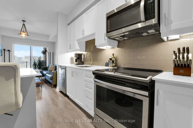 Additional image 6 of 4040 UPPER MIDDLE Rd Unit 214