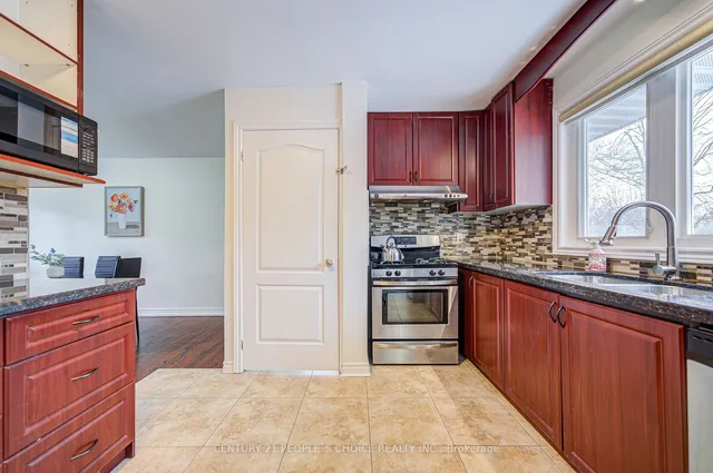 Additional image 12 of 5469 Randolph Cres