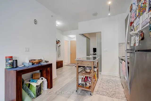 Additional image 21 of 621 Sheppard Ave Unit 521