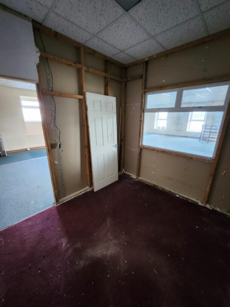 Additional image 3 of 27 Bridgend Road, Aberkenfig, Bridgend, Mid Glamorgan, CF32 9BG