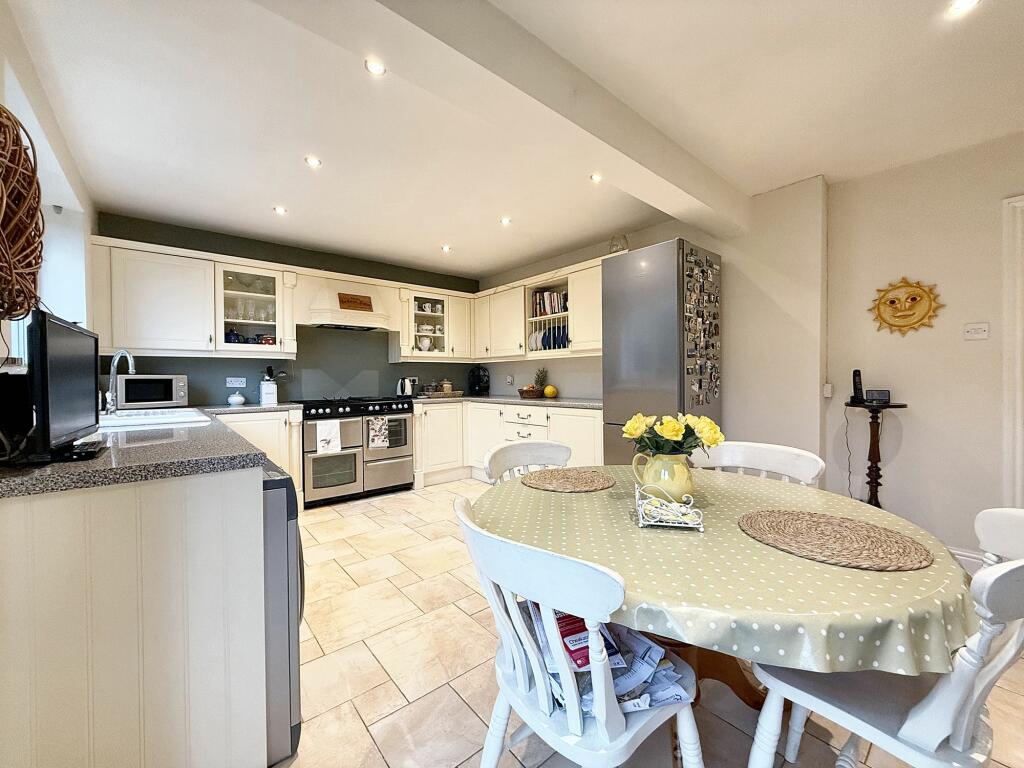 Additional image 8 of Heol Brynteg, Ystrad Mynach, CF82