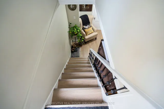 Additional image 27 of 47 Foxrun Ave