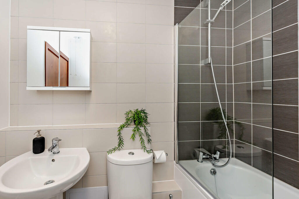 Additional image 17 of Rectory Road, Beckenham