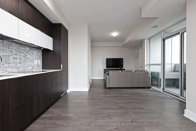 Additional image 10 of 318 Richmond St Unit 1212