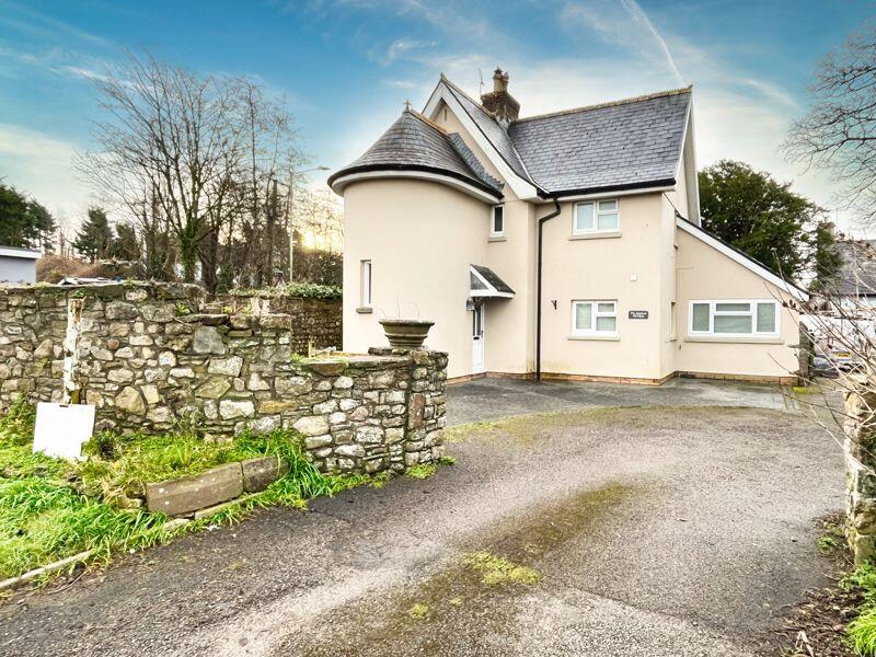 Primary image of The Gate House Porthcawl Road South Cornelly CF33 4RE