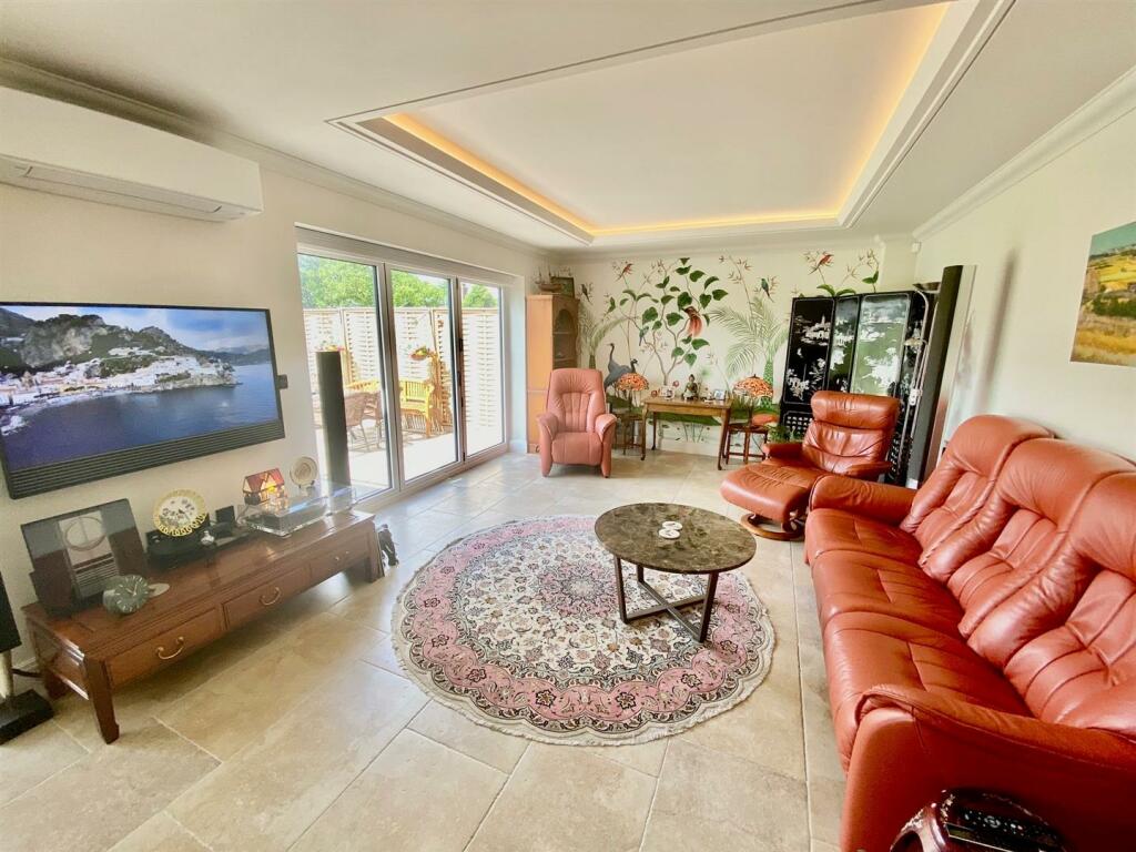 Additional image 27 of Belgrave Garden Mews, Pulford, Chester