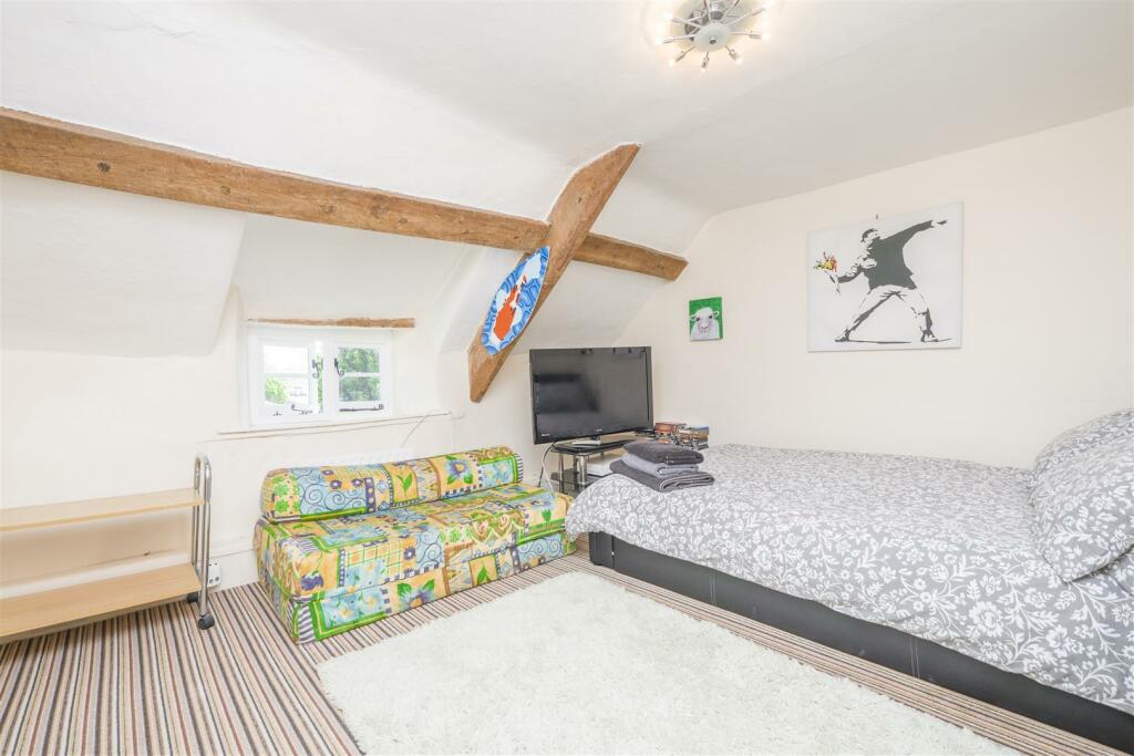 Additional image 20 of Porthkerry Road, Rhoose, Barry