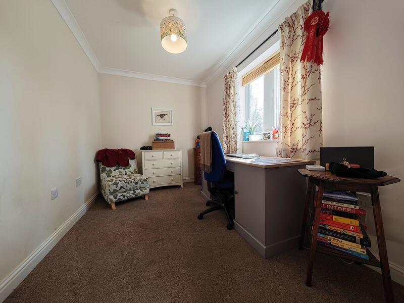 Additional image 16 of Forella, Ainstable