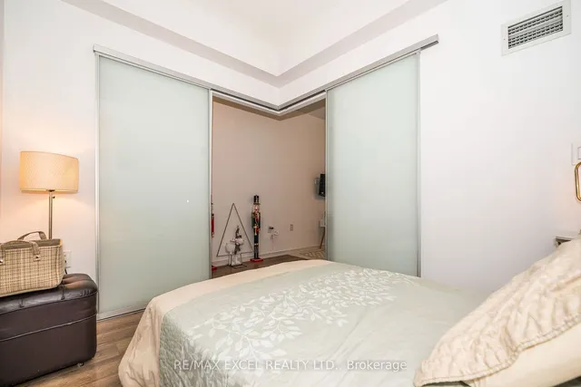 Additional image 13 of 36 Lisgar St Unit #821W