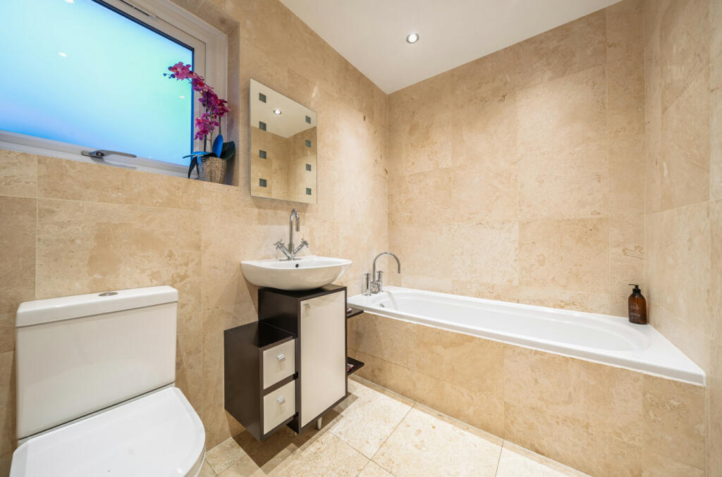Additional image 19 of Southborough Road, Bromley, BR1