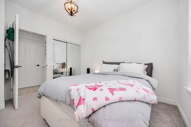 Additional image 29 of 68 Corporate Dr Unit 137