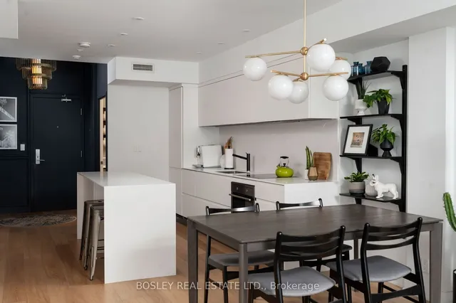 Additional image 10 of 201 Carlaw Ave Unit 242