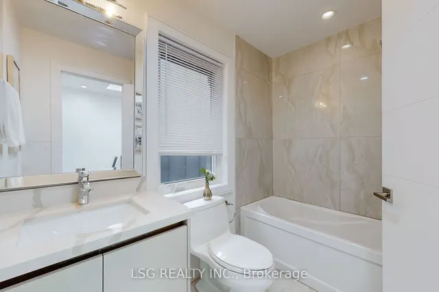 Additional image 23 of 868 Shaw St