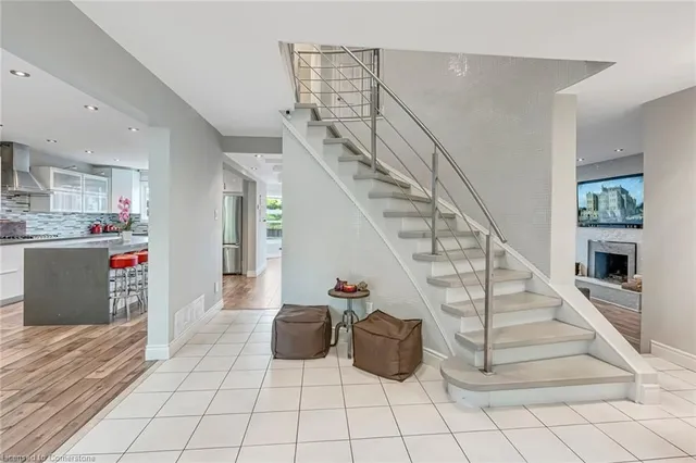 Additional image 4 of 2218 Vista Dr