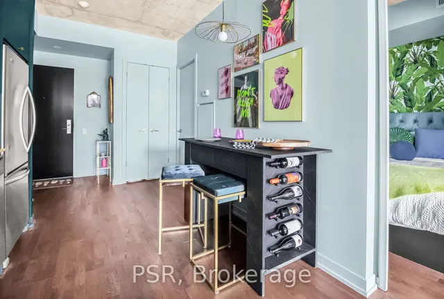 Additional image 5 of 95 Bathurst St Unit 816