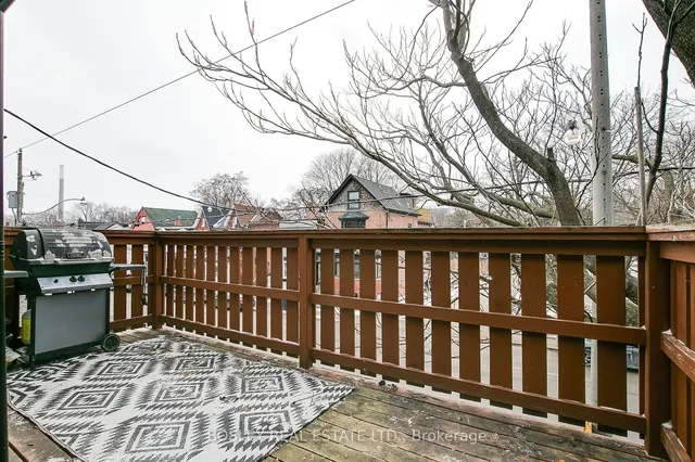 Additional image 8 of 133 Carlaw Ave