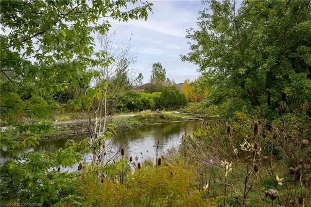 Additional image 44 of 93 Bradley Ave