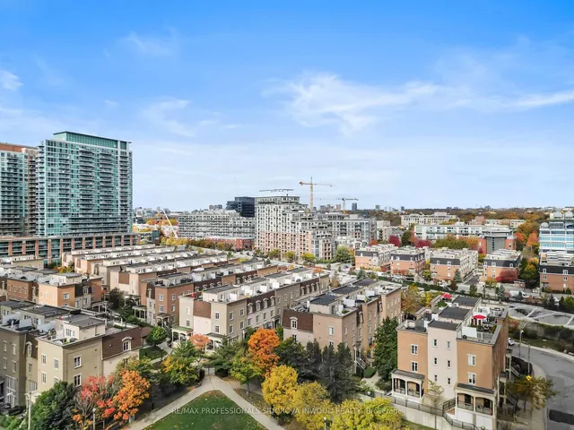 Additional image 33 of 22 Western Battery Rd Unit 106