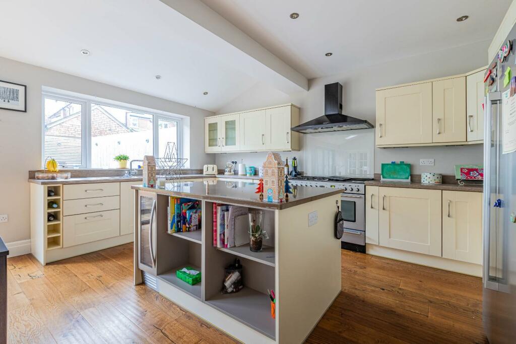 Additional image 5 of Baron Close, Penarth