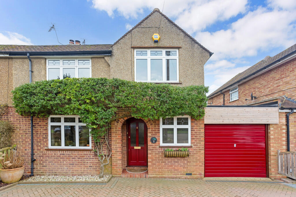 Additional image 17 of Manor Road, Wheathampstead, AL4