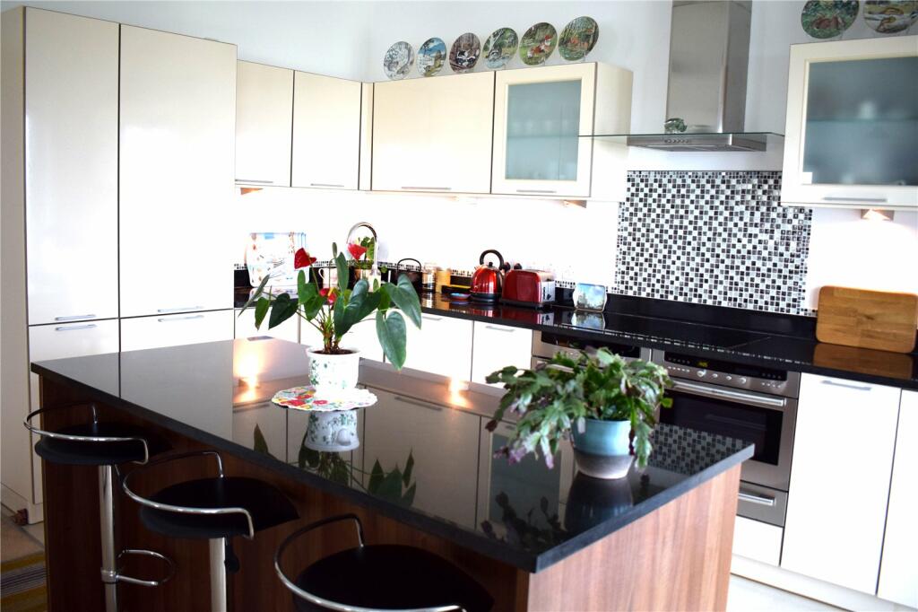 Additional image 8 of The Links, Locks Common, Porthcawl CF36 3DZ, CF36