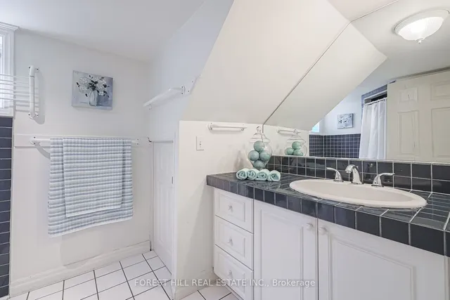 Additional image 27 of 33 Burncrest Dr