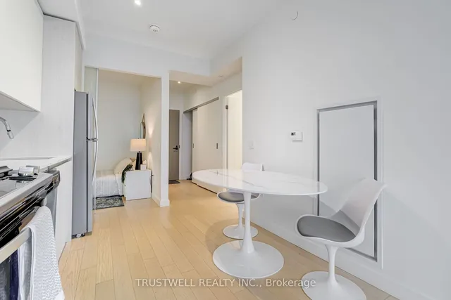 Additional image 3 of 2A Church St Unit 613