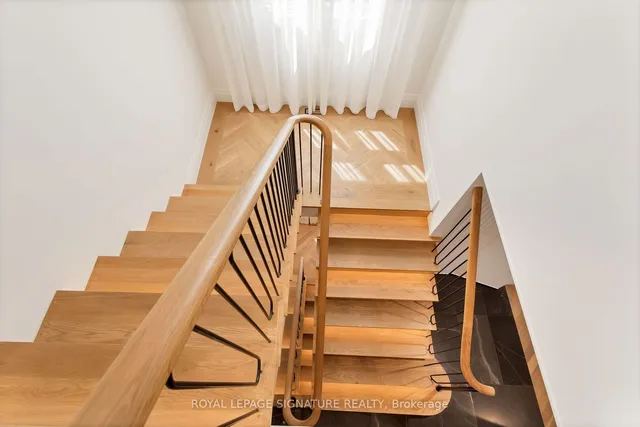 Additional image 21 of 28 Queen Mary's Dr