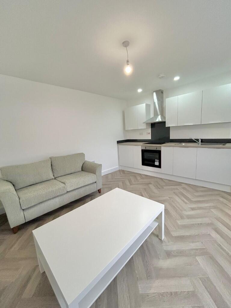 Additional image 4 of Claude Road, Cardiff(City), CF24