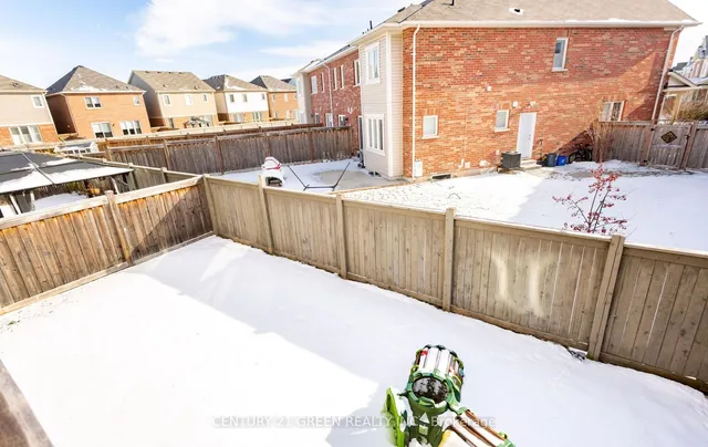 Additional image 38 of 388 Etheridge Ave