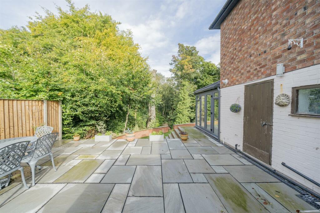 Additional image 28 of Low Wood Grove, Barnston, Wirral