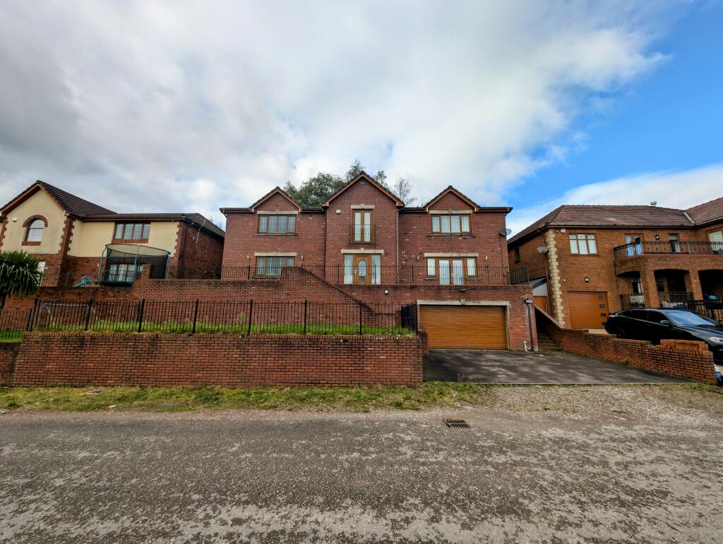 Additional image 37 of Springfield Rise, Treharris, CF46 5RD