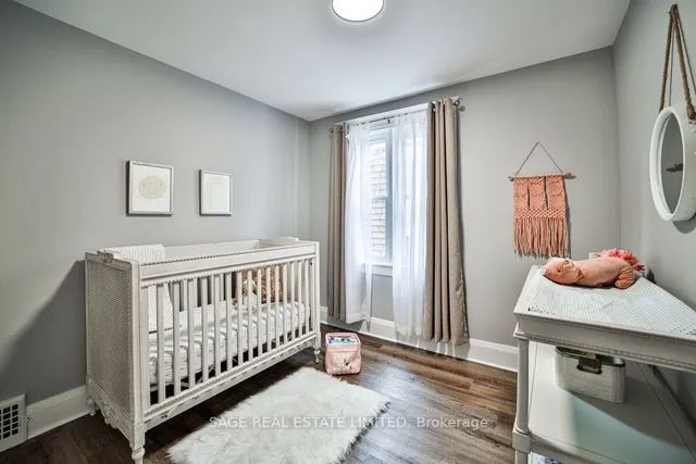 Additional image 18 of 100 Merrill Ave