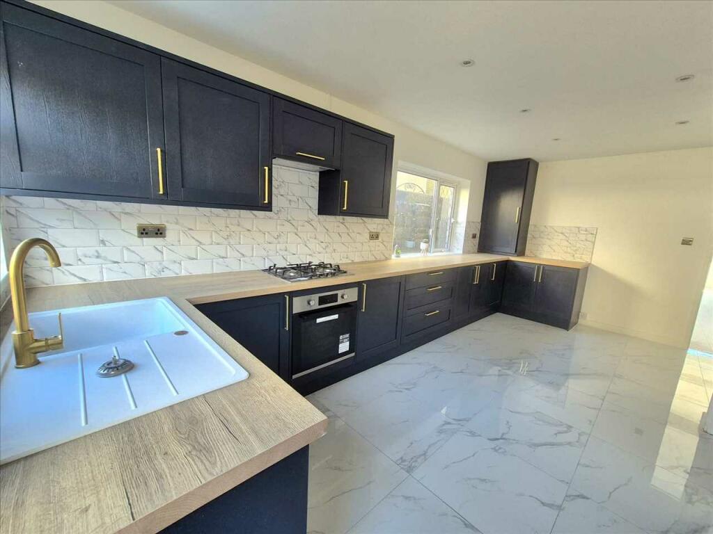 Additional image 3 of Thomas Street, Porth