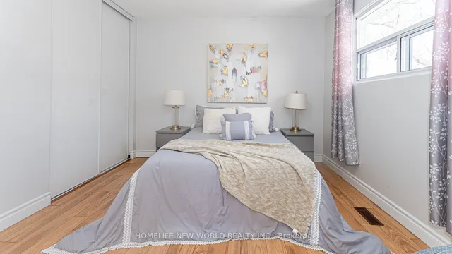 Additional image 17 of 35 Applemore Rd