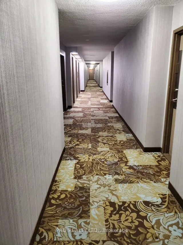 Additional image 4 of 25 Sunrise Ave Unit 403