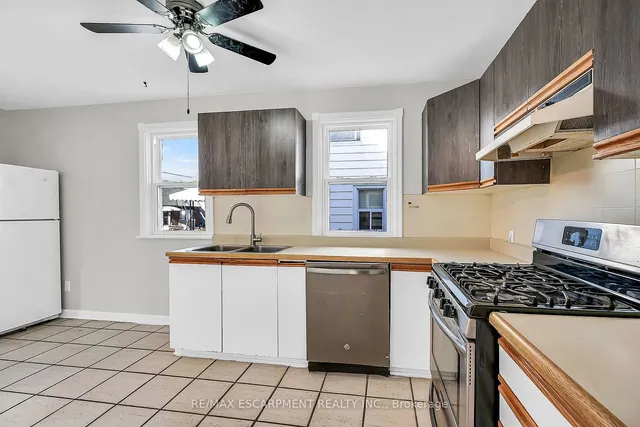 Additional image 8 of 97 East 12th St