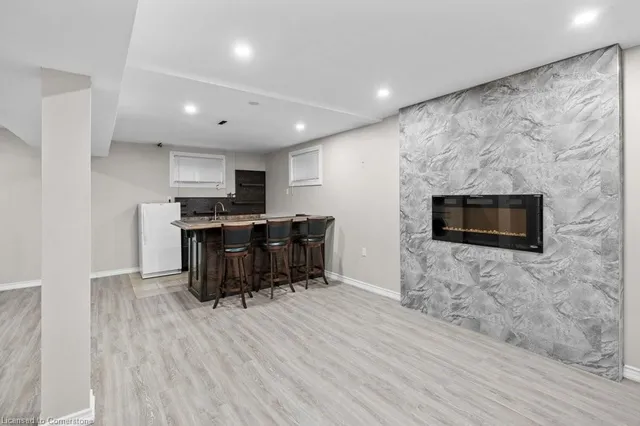 Additional image 36 of 116 Aubrey Ave