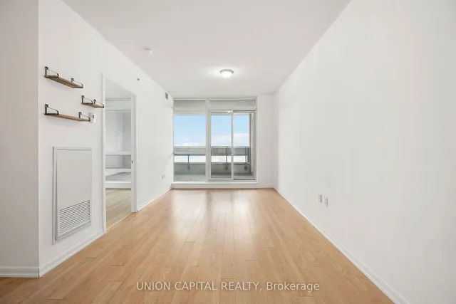 Additional image 10 of 800 Lawrence Ave Unit 613