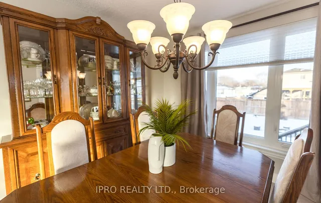 Additional image 9 of 821 Willow Ave