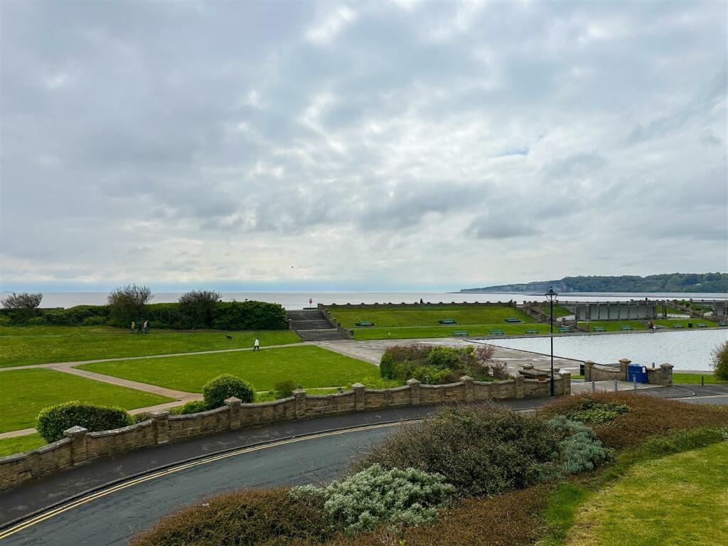 Additional image 4 of Sea Point, Barry