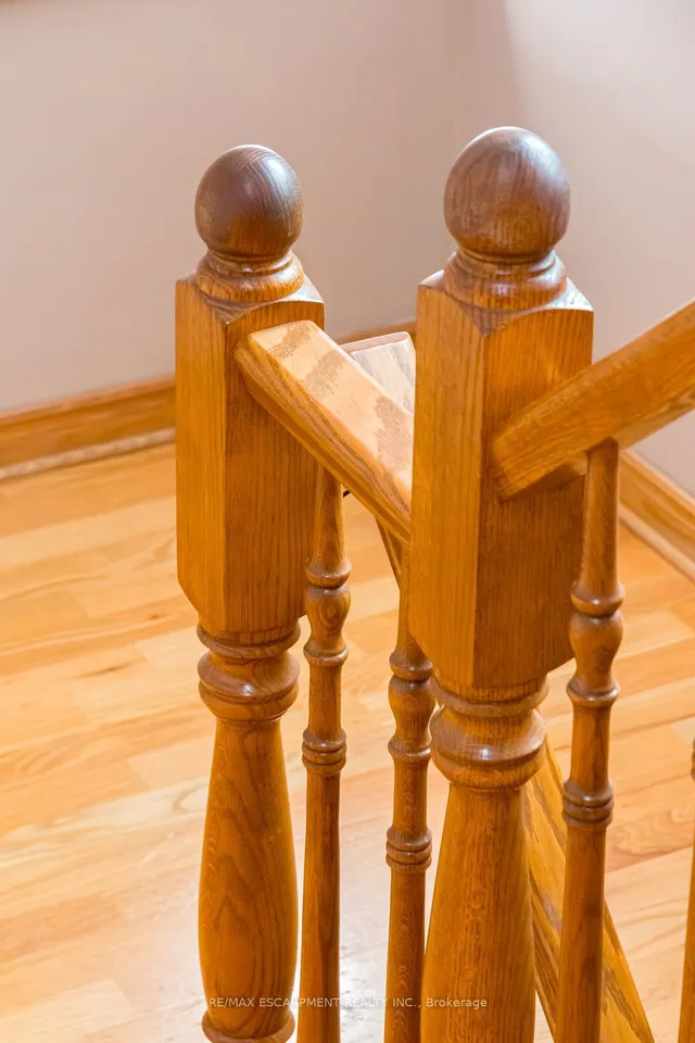 Additional image 25 of 22 Beachgrove Cres