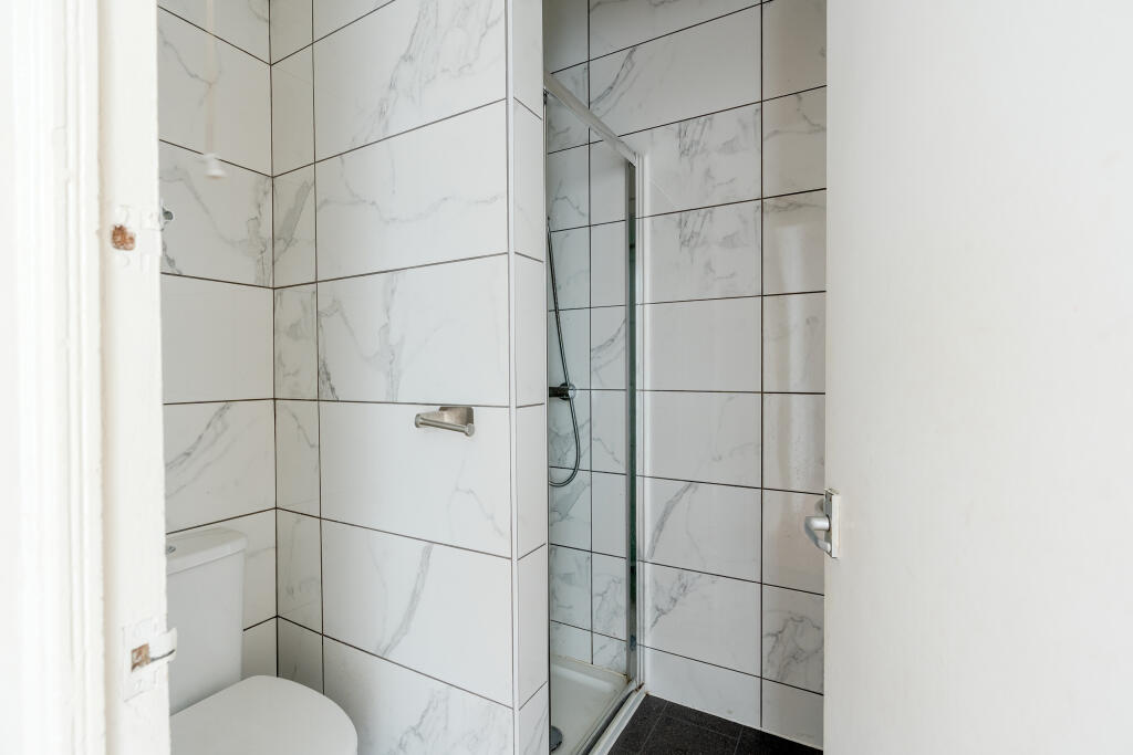 Additional image 14 of Garden Flat, Toronto Road, Bristol