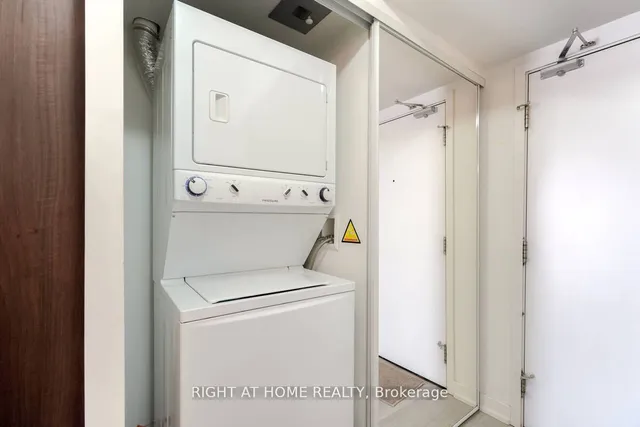 Additional image 12 of 121 Mcmahon Dr Unit 1216